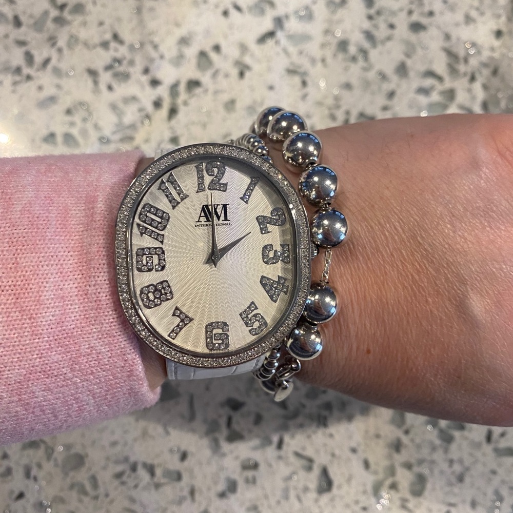 NWT AWI INTERNATIONAL WATCH🤍